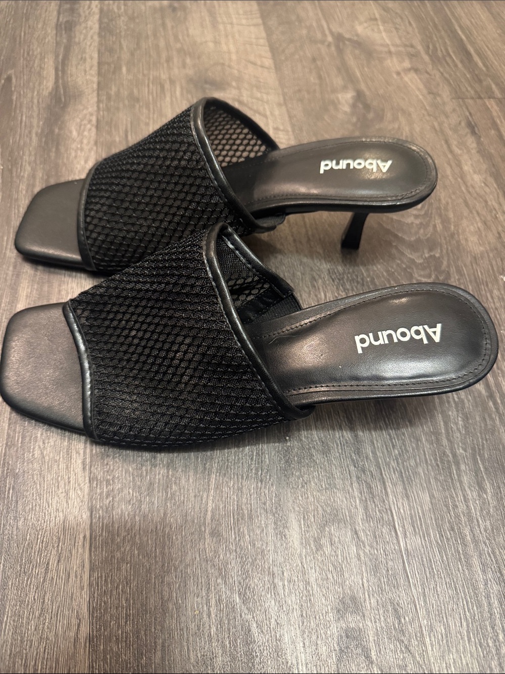 Black Mesh Kitten Heel Slide Sandals Size 9